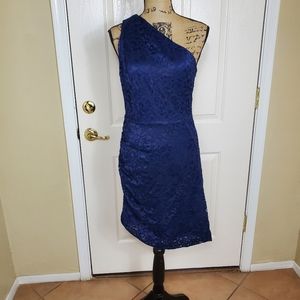 ONE SHOULDER  LACE MINI DRESS